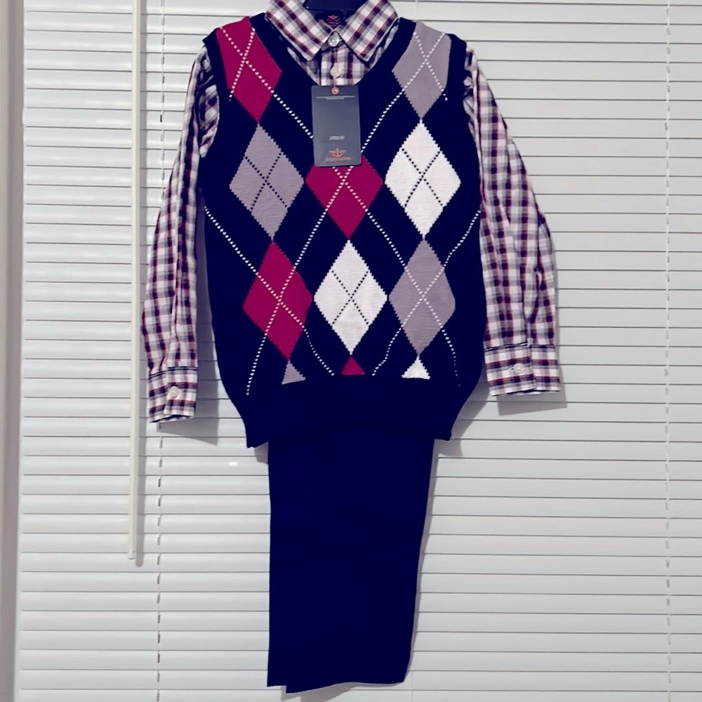 DOCKERS 3 PIECE BOYS SET NWT